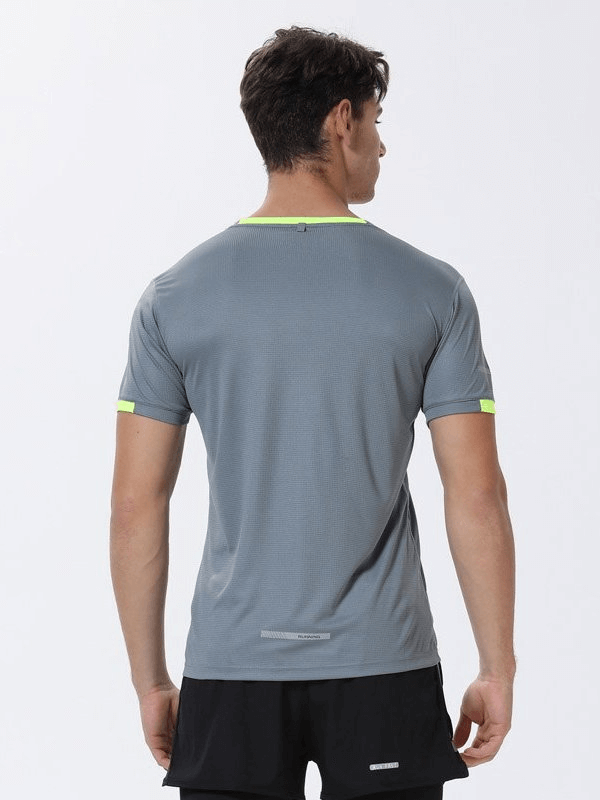 Back view of a man wearing a grey sports quick-drying men's T-shirt with short sleeves and an O-neck, ideal for training.