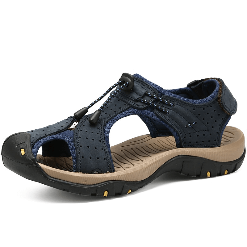 Sporty leather casual men's sandals with adjustable buckles, SF1418, featuring a durable rubber outsole for grip and modern style.