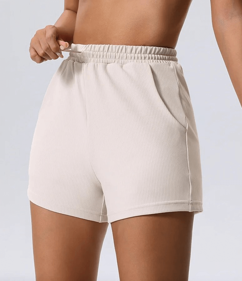 Stylish Women's Ribbed Yoga Shorts with Pockets - Perfect for Active Lifestyle, Running, and Dance. Versatile for All Seasons.