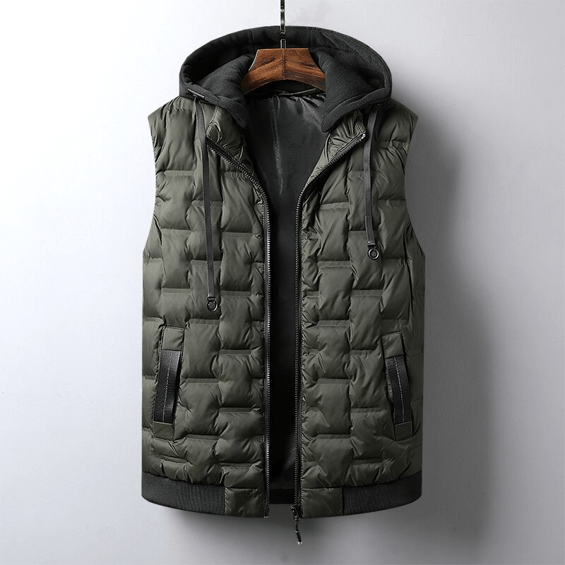 Stylish quilted men's sports vest with hood, insulated and durable, perfect for outdoor activities.