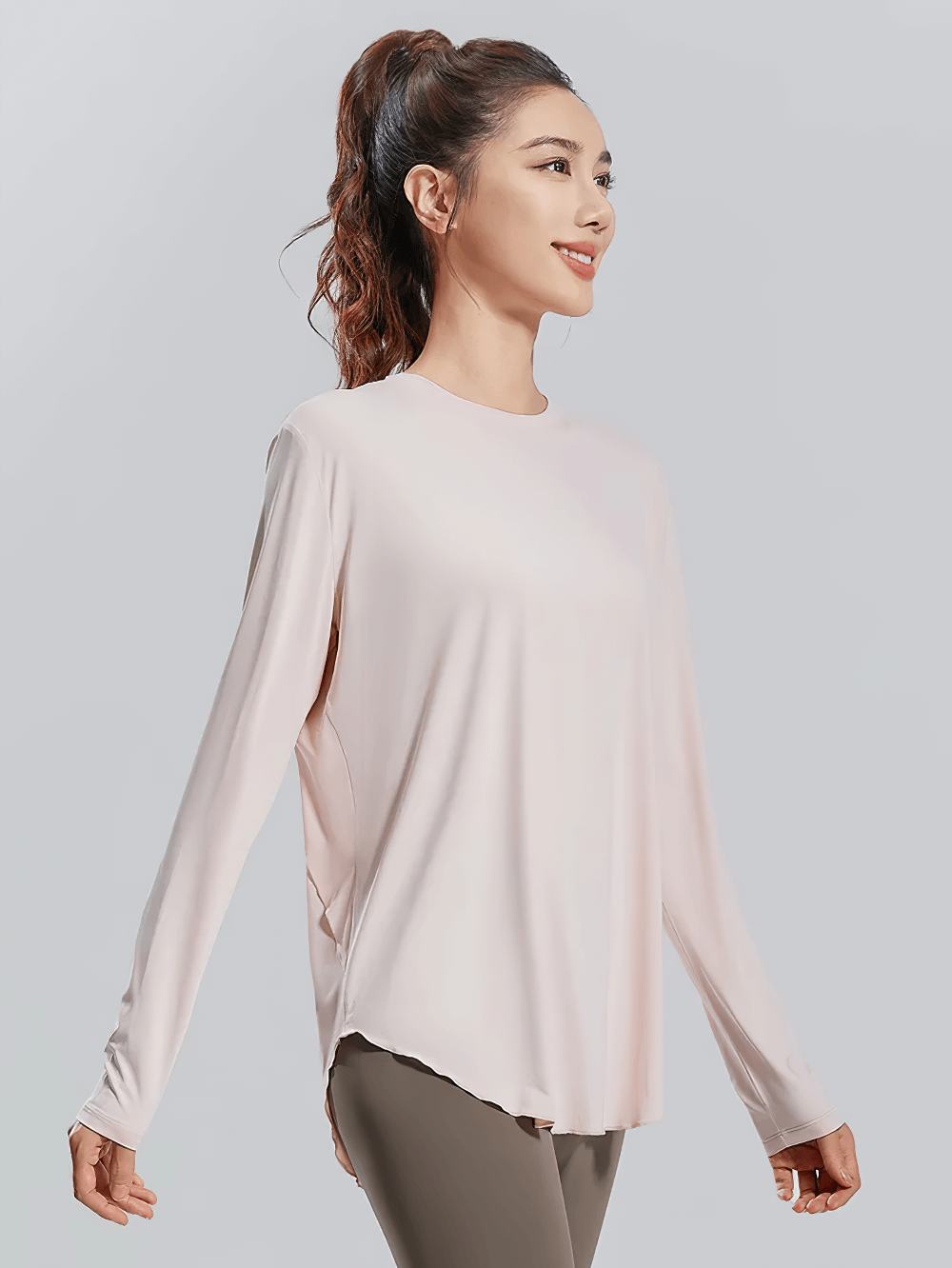 Stylish Womens Long Sleeve Top for Fitness - SF4133, perfect for yoga and workouts, features quick-dry and anti-wrinkle properties.