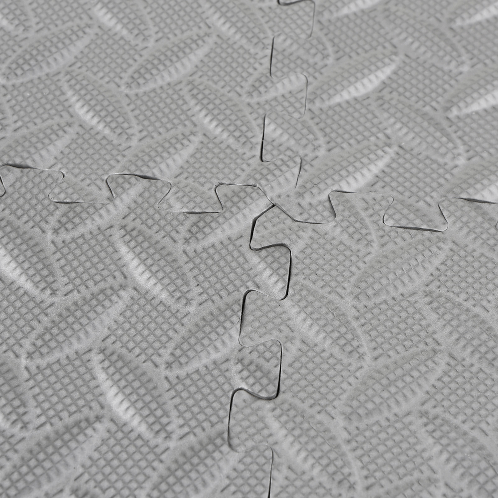 Close-up view of interlocking pattern on Thick EVA Foam Exercise Mats for Indoor Flooring - SF3464, showcasing anti-slip texture.