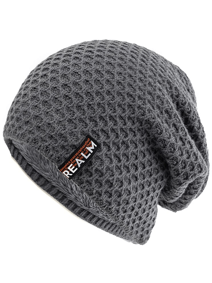 Unisex thermal lined knitted hat with letter label decor, gray acrylic, dot pattern, perfect for stylish outdoor warmth, SKU SF1669.