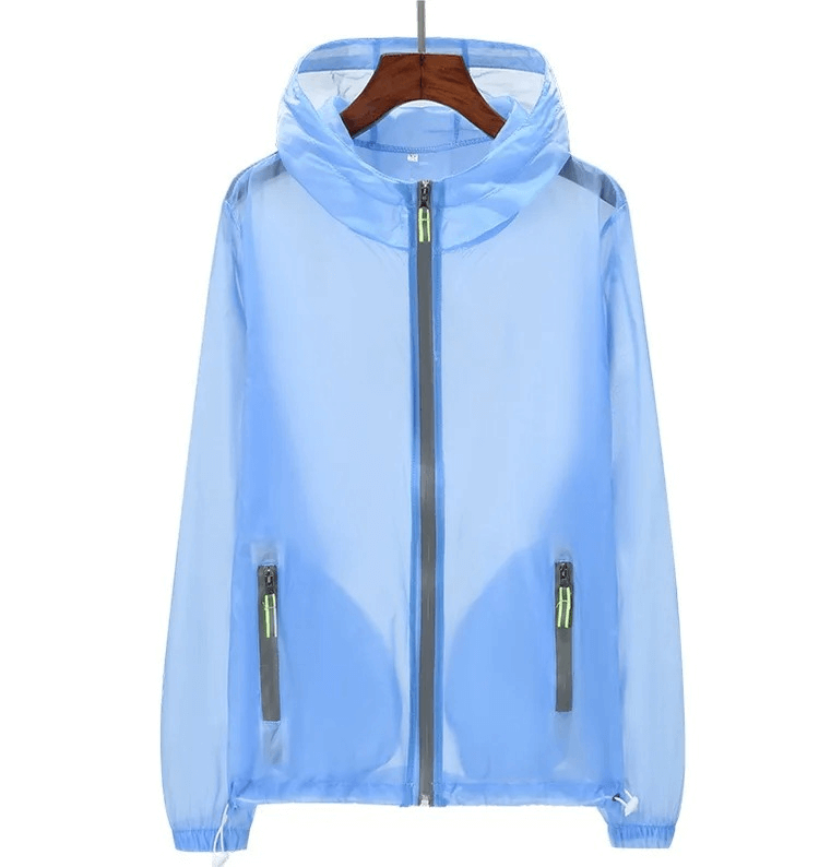 Versatile lightweight hiking jacket in blue, windproof and breathable, ideal for trekking. Features quick-dry and anti-sweat technology.