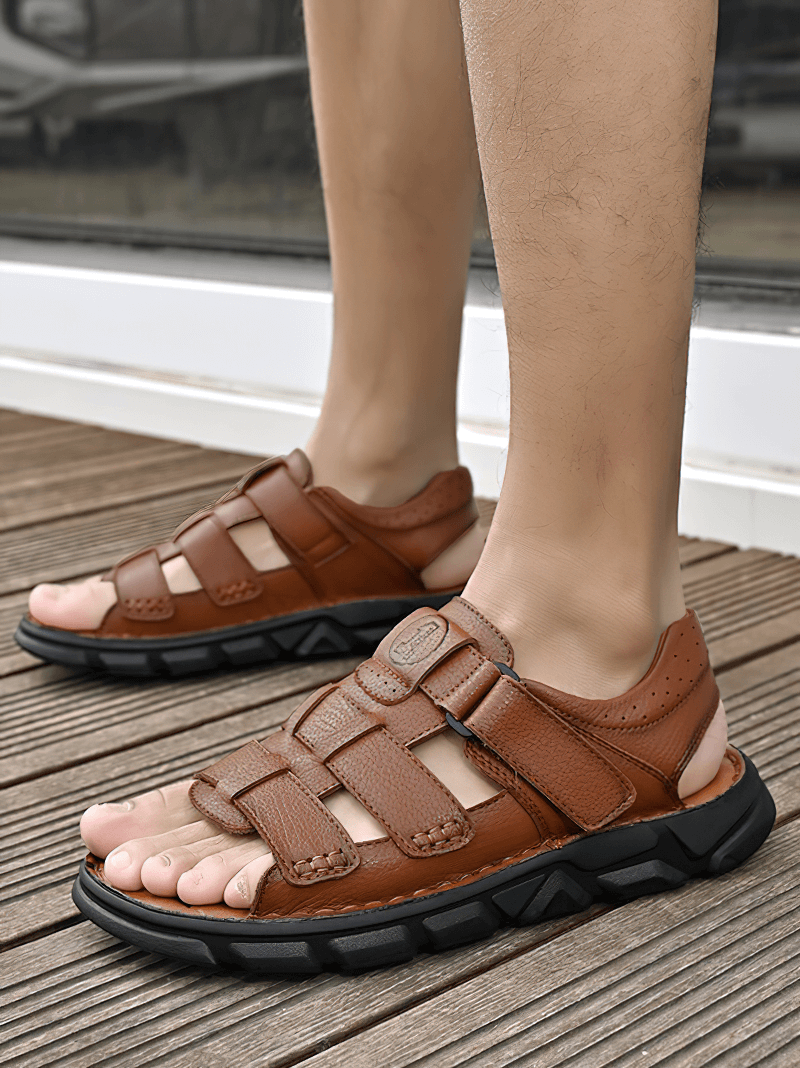 Vintage men's leather sandals for outdoor trekking, featuring soft bottoms and secure straps, perfect for summer adventures - SF1340