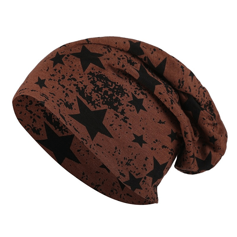 Warm knitted unisex beanie with black star pattern in brown. Perfect for sports or casual wear. SF1668.