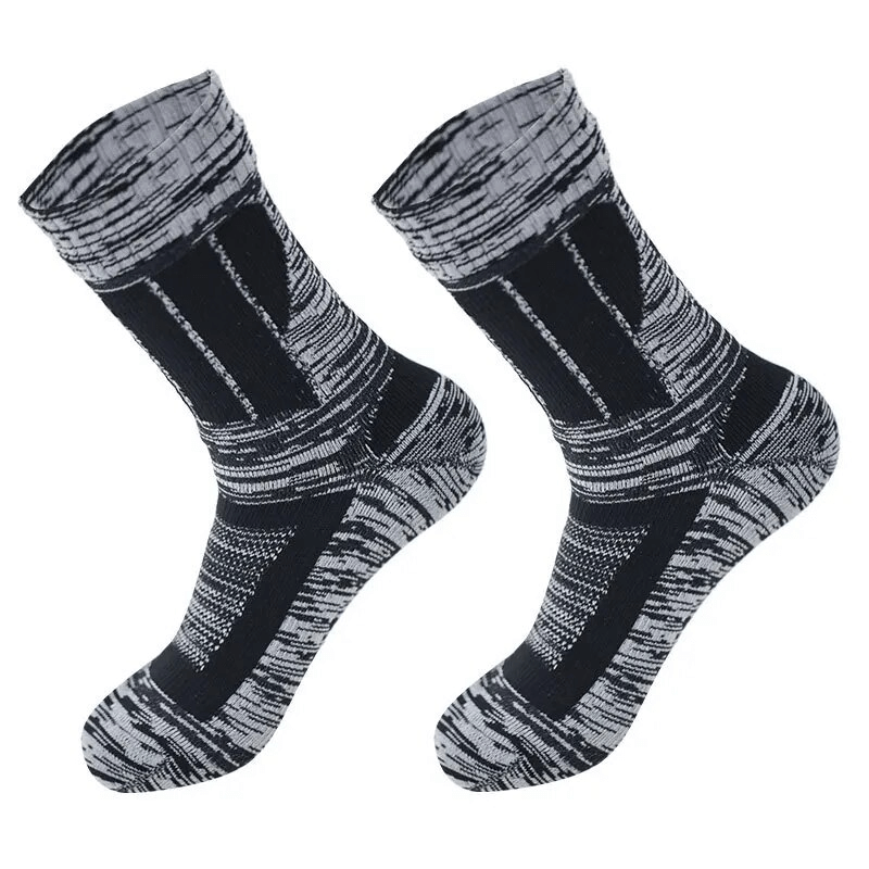 Warm waterproof high socks SF1628 for men and women, perfect for camping and hiking, featuring breathable cotton and knee-high design.