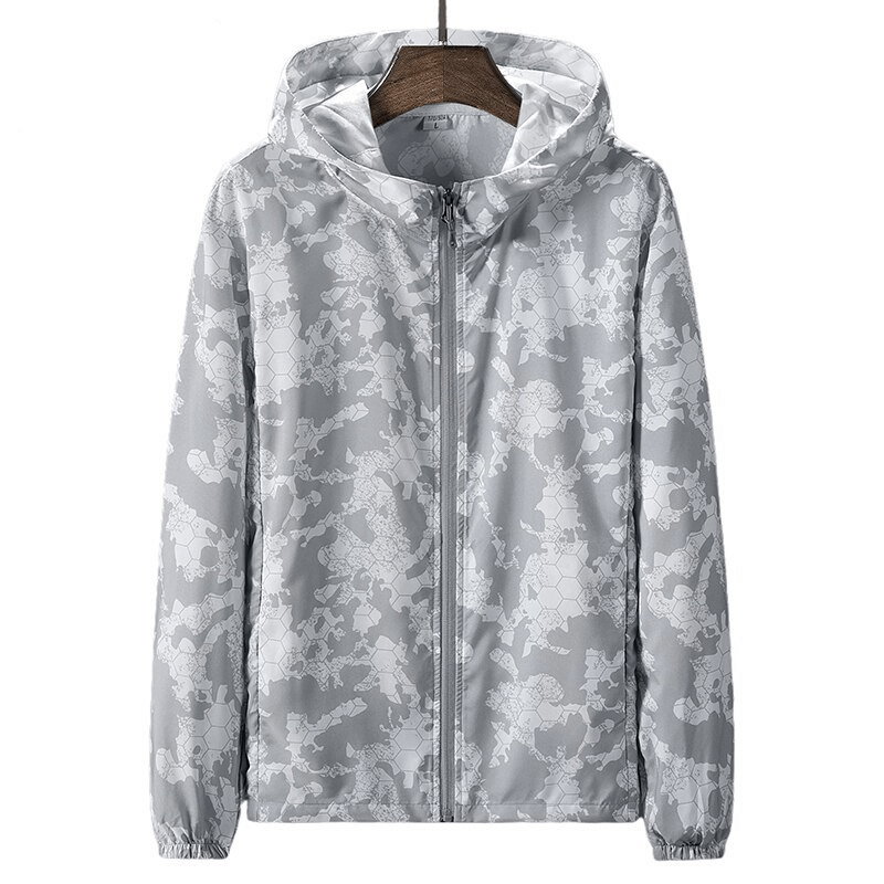 Waterproof lightweight men's windbreaker with pattern and zipper. Ideal for outdoor adventures and protection against wind and rain.