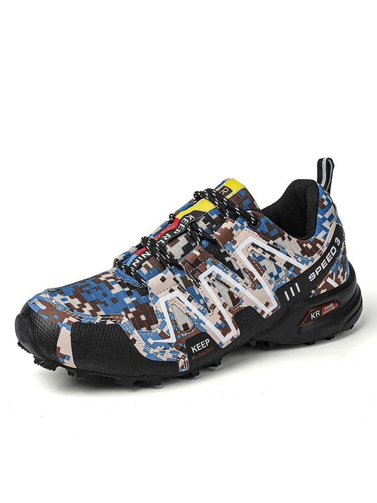 Men's waterproof non-slip lace-up hiking shoes SF1633 with camo design, hemp upper, and sturdy TPR outsole.