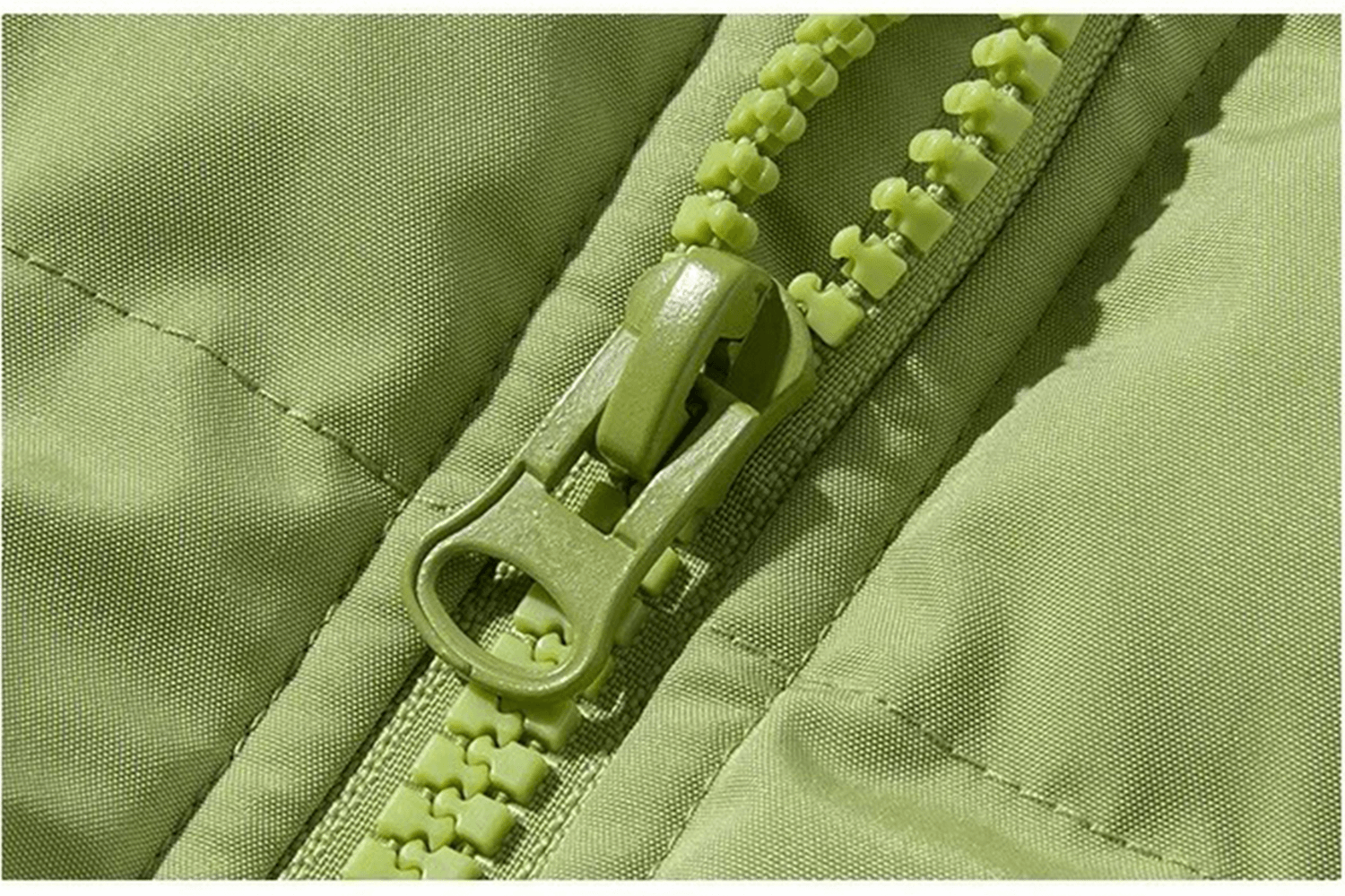 Close-up of green zipper on Winter Unisex Puffer Jacket SF2054, highlighting durable closure for seasonal warmth.