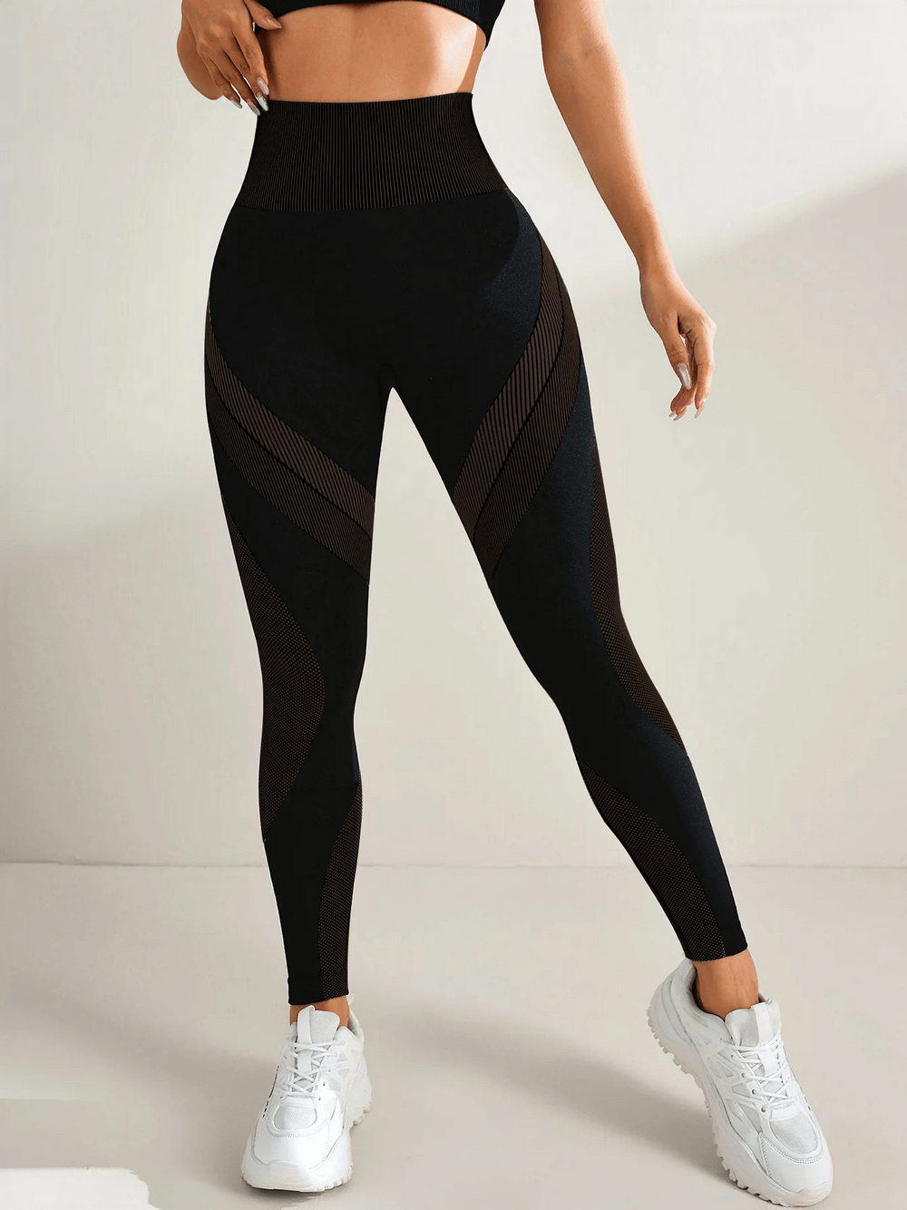 Woman wearing Women's Leggings with Scrunch Butt Lifting - SF4038 in a stylish fitness pose.