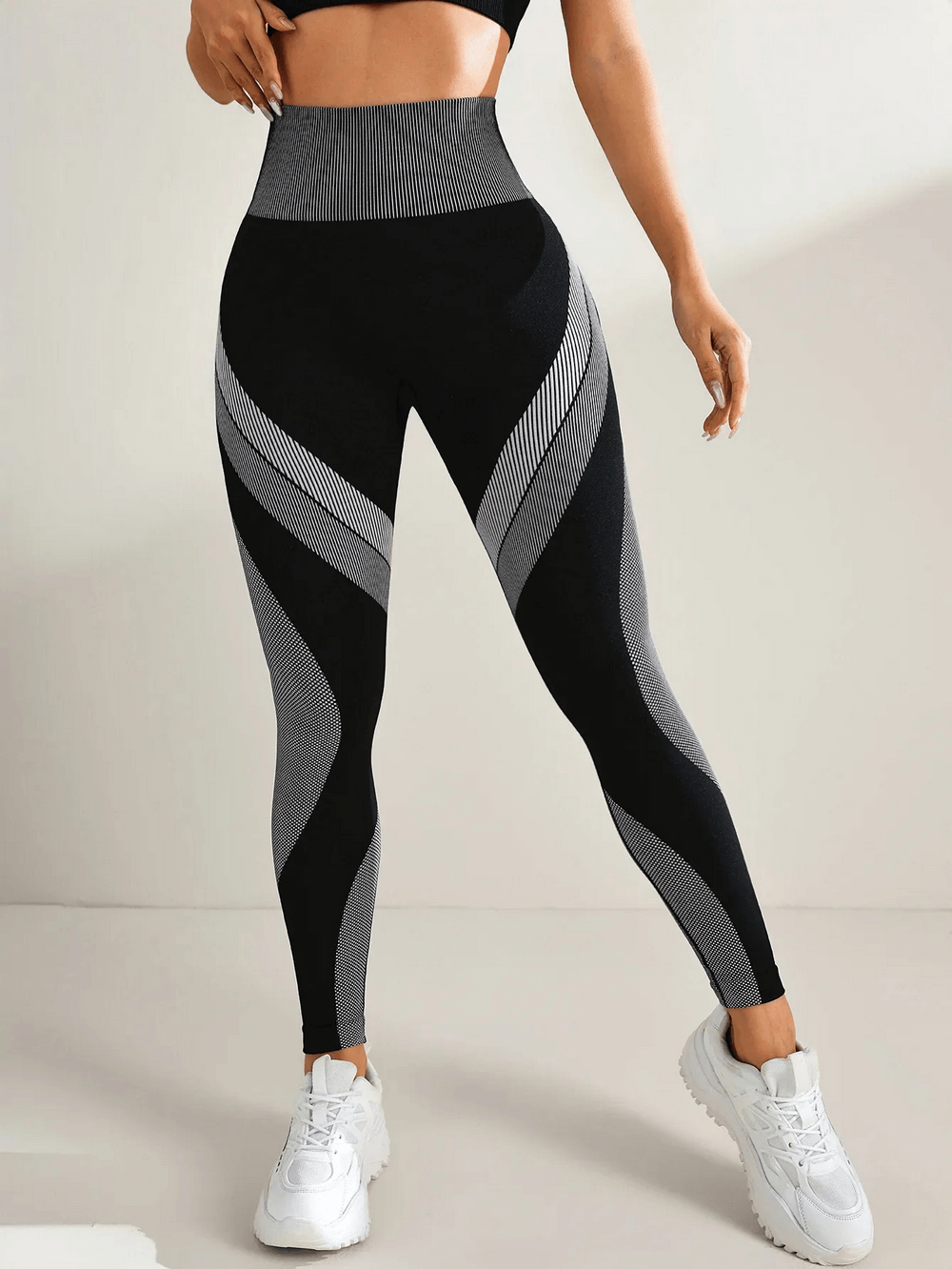 Women's Leggings with Scrunch Butt Lifting - SF4038 highlighted in a stylish black and grey pattern, perfect for a flattering fit.