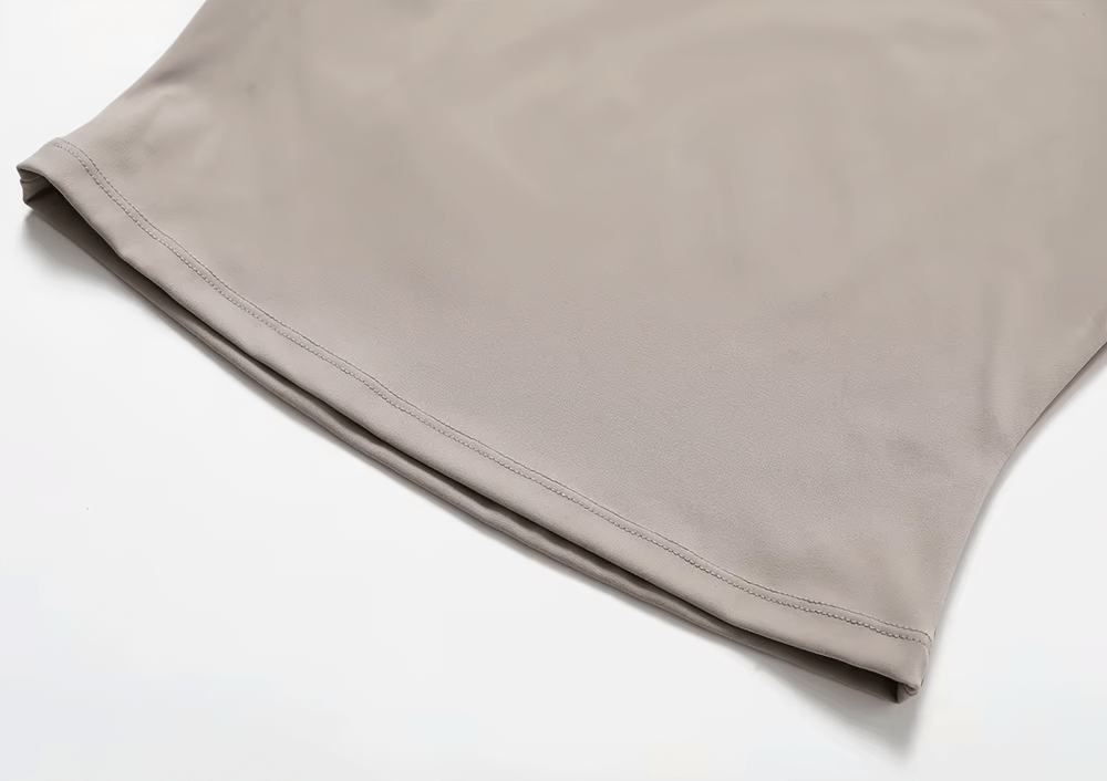 Close-up of women's short sleeve fitness t-shirt with anti-pilling and quick-dry fabric, ideal for yoga and sports activities.