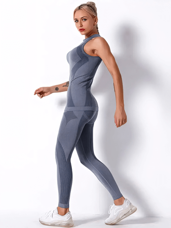 Women's Sports Compression Suit of Leggings and Top - SF1743