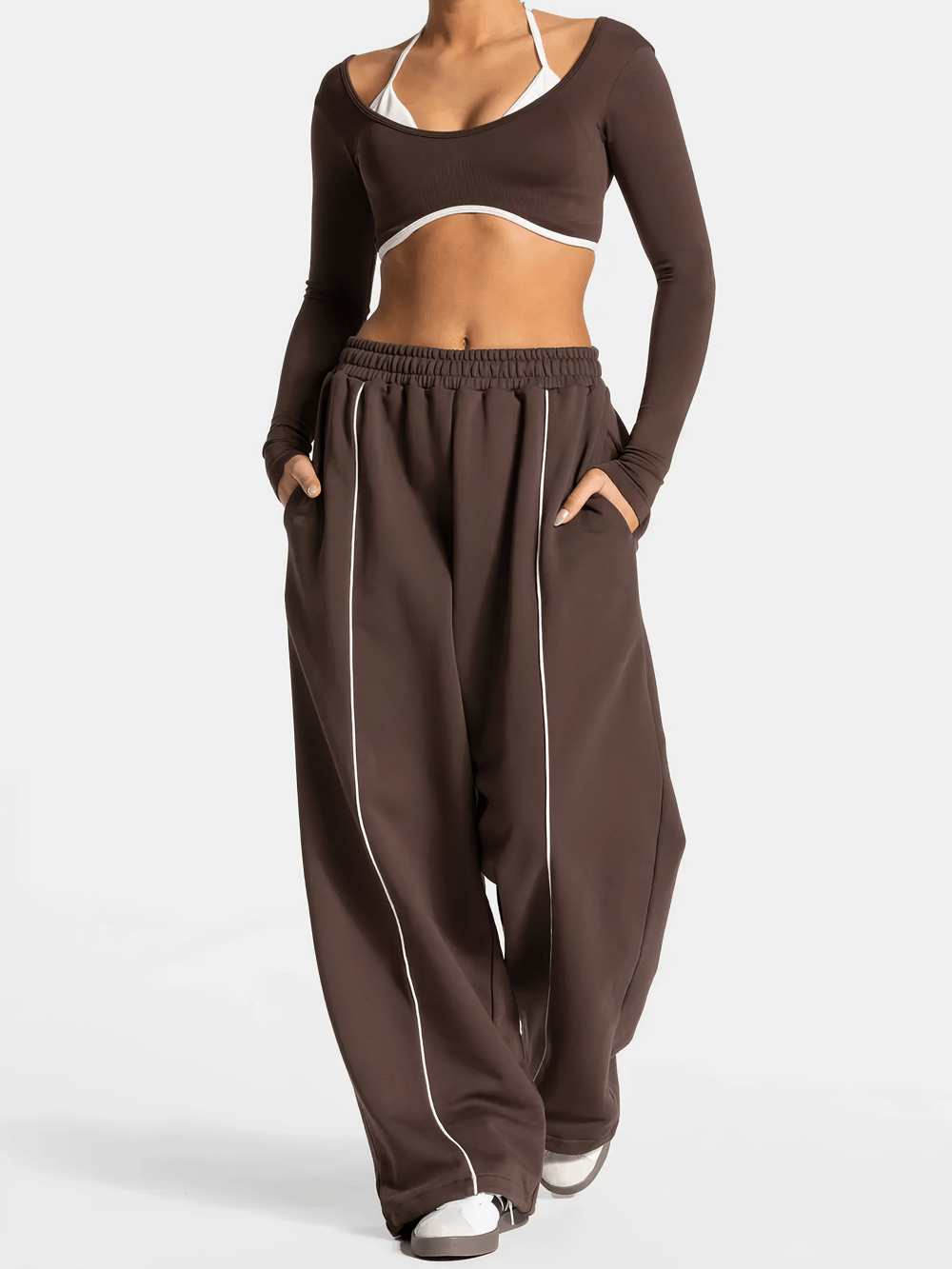 Women's Wide-Leg Running Pants with Elastic Waist - SF4264, featuring deep side pockets and piping, perfect for active days in style.