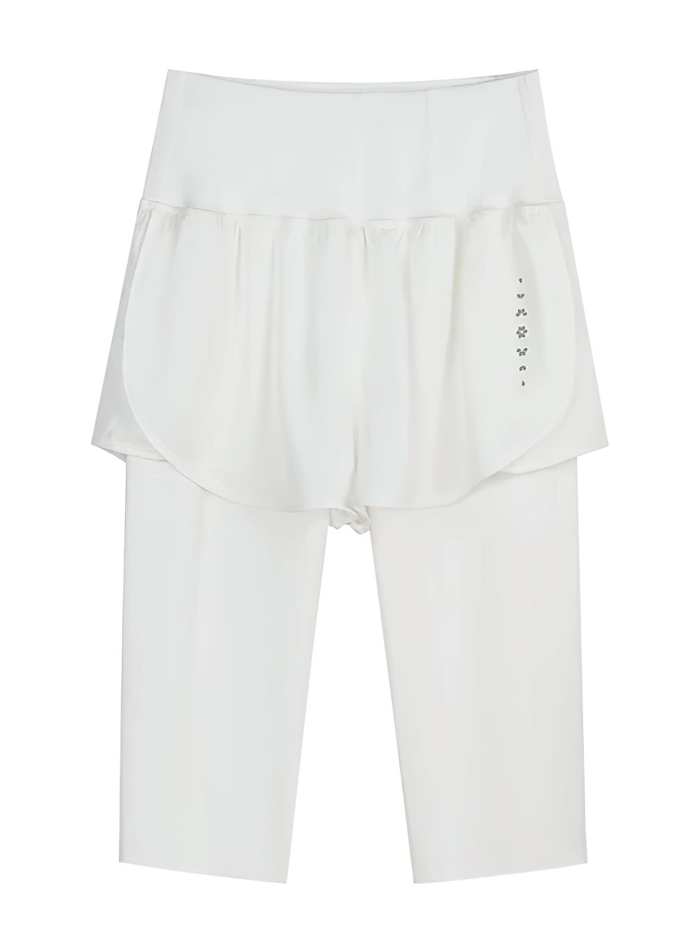 Women's Yoga Shorts with Built-In Skirt Layer - SF3799, white high-waist design perfect for yoga and gym, featuring seam pockets for storage.