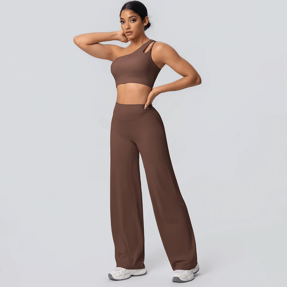 Alt Tag: Yoga Set Single Shoulder Bra and Wide-Leg Pants - SF4356 model wearing brown one-shoulder sports bra and high-waist wide-leg pants