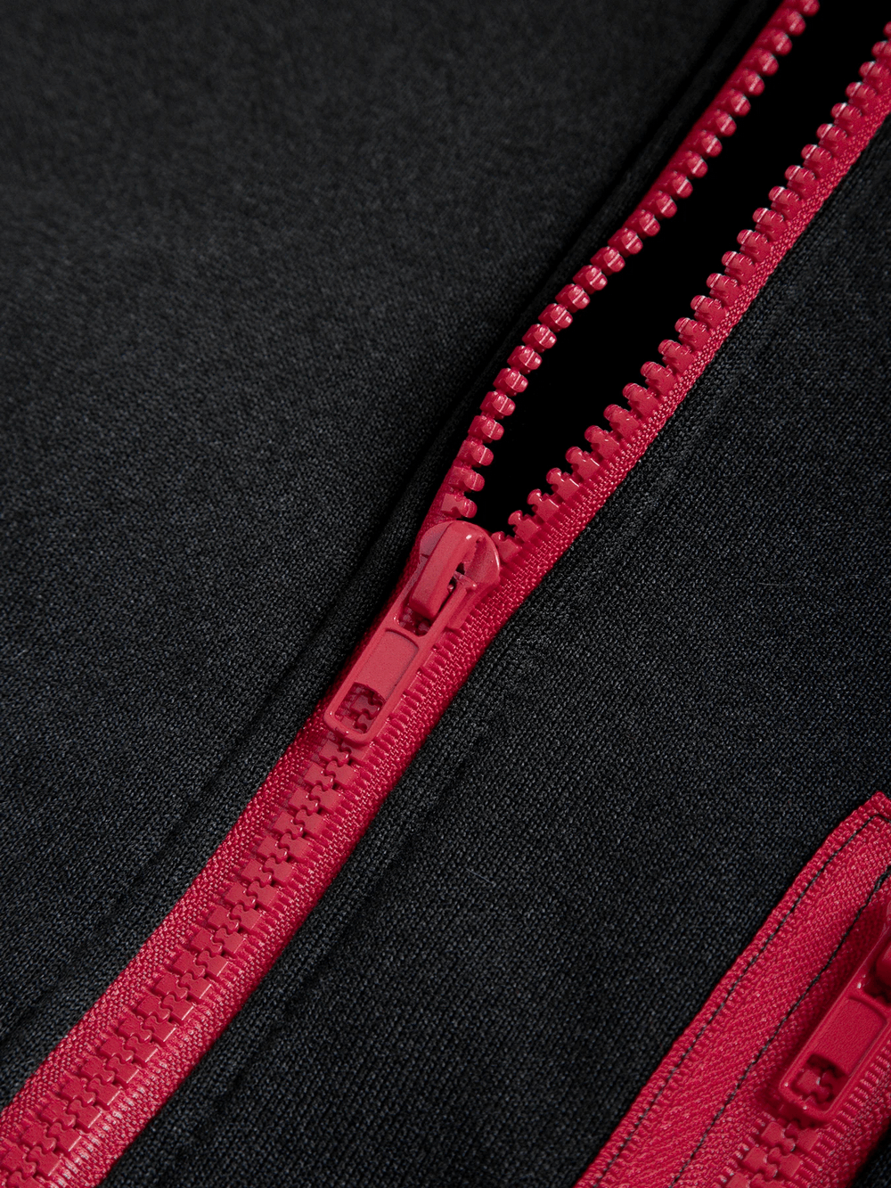 Close-up of the zip detail on the Zip-Up Hoodie Jacket with Contrast Stitch Pockets - SF4677.