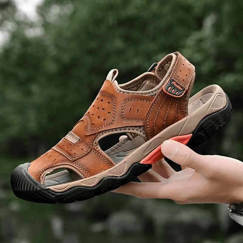 Anti-Collision Toe Genuine Leather Hiking Shoes SF1056 with durable rubber outsole, perfect for outdoor walking and casual use.