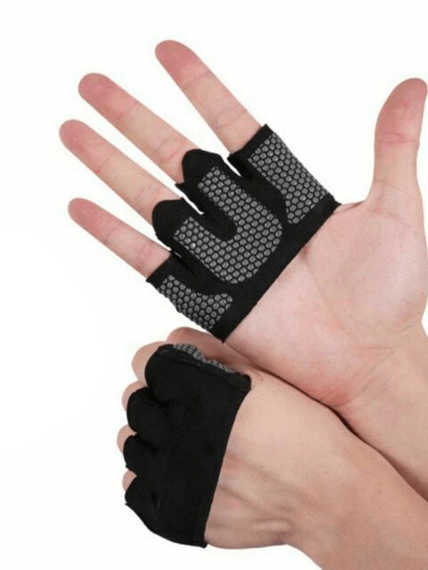 Unisex anti-slip breathable short gloves with open fingers for training, featuring solid pattern and silicone-acetate material.