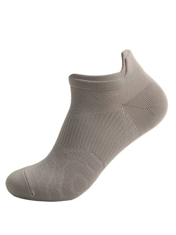Breathable anti-slip short sports sock with reinforced heel and toe, lightweight design for running and active sports, unisex use.