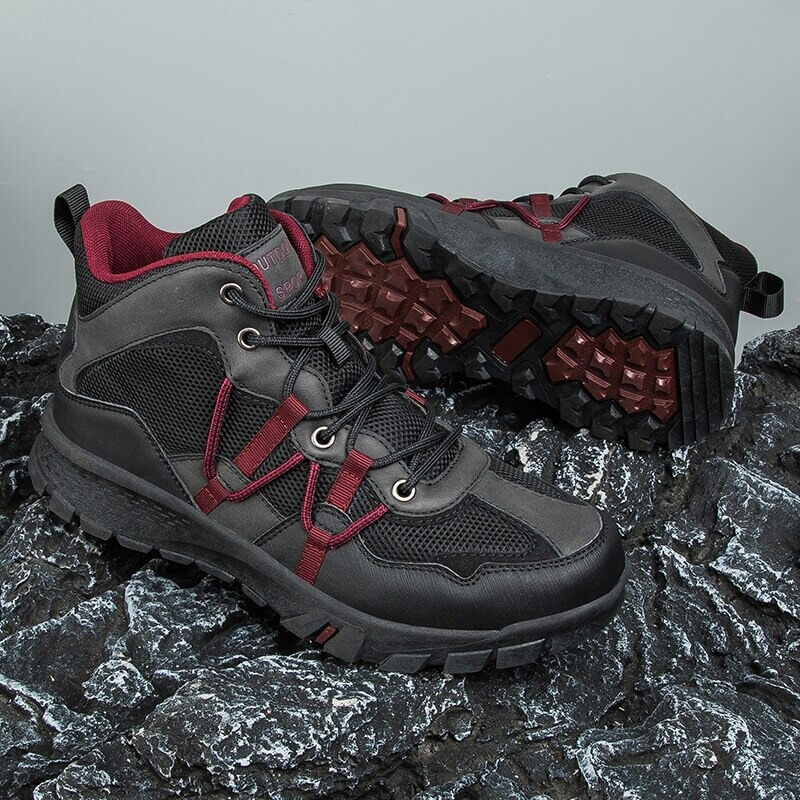 Breathable mesh hiking shoes for men, SF0734, with EVA insole and rubber outsole, featuring a stylish air mesh upper for ventilation.