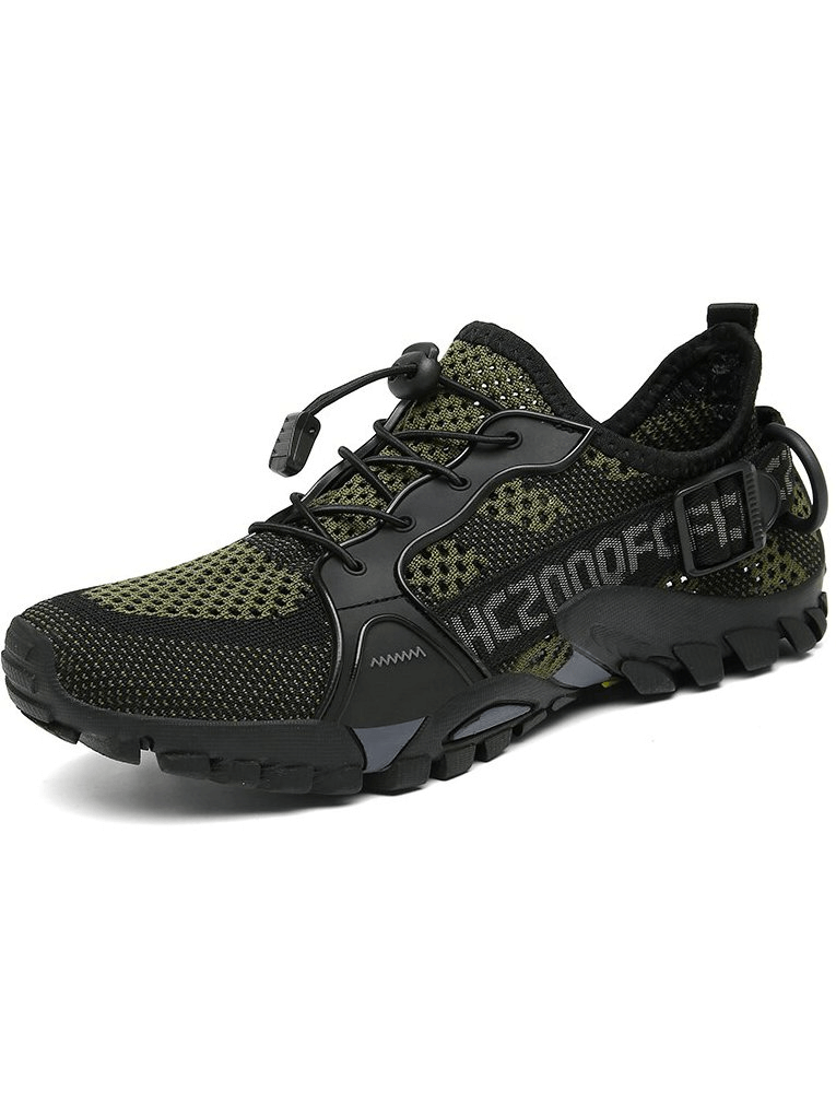 Breathable mesh unisex trekking shoe, SF0756, in green and black with elastic closure and durable rubber outsole for outdoor fun.