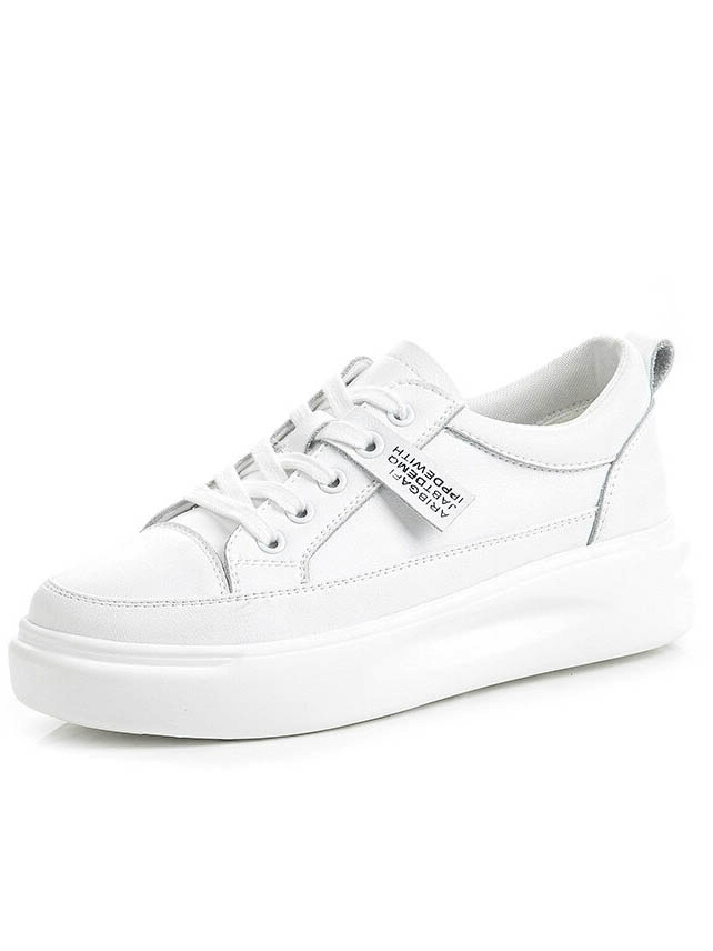 White casual breathable lace-up sports leather platform sneaker with 3 cm heel for stylish comfort.