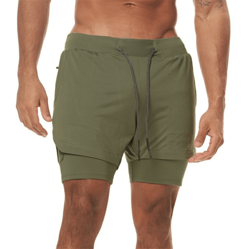 Elastic Fitness Running Double Shorts with phone pocket, ideal for intense training and bodybuilding, featuring a quick-dry design.