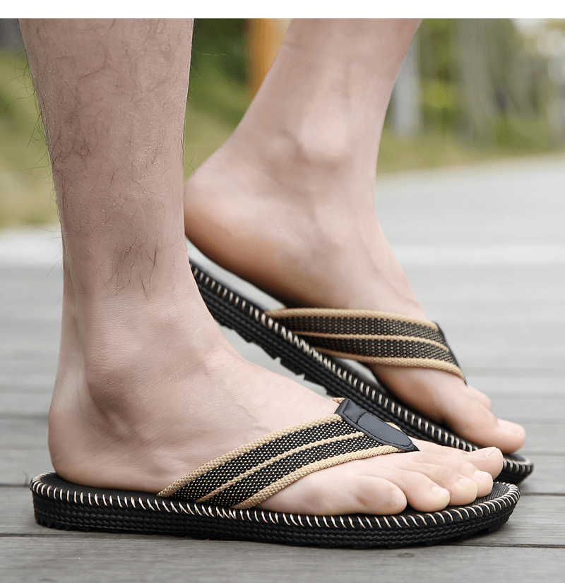 Men's breathable lightweight casual beach flip flops SF1195 with EVA upper and rubber sole, perfect for beach or leisure.
