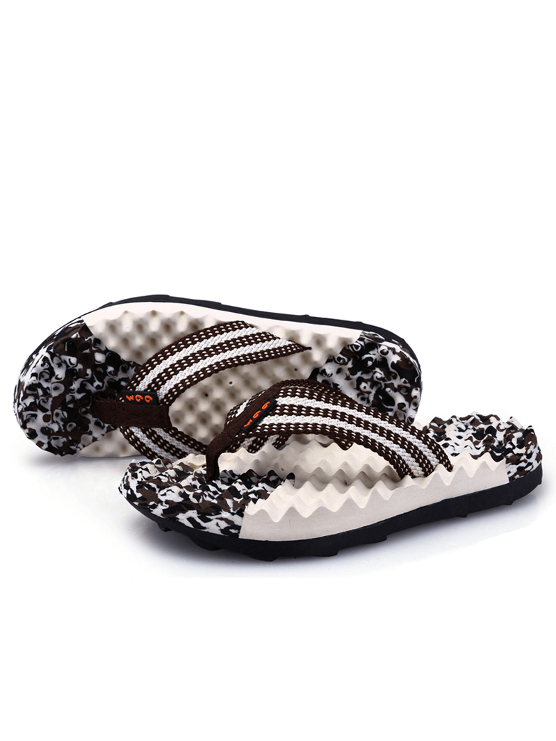 Fashion Breathable Outdoor Massage Flip Flops for Men with EVA insoles and rubber outsole in solid design, model SF1219.