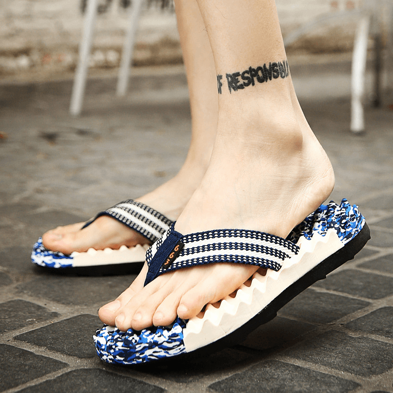 Fashion Breathable Outdoor Massage Flip Flops for Men, SF1219, showcasing EVA upper, rubber sole, blue and white pattern.