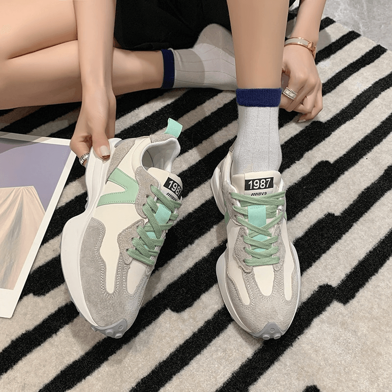 Fashion Round Toe Nubuck Lace-up Sneakers / Sports Female Flat Shoes - SF0994