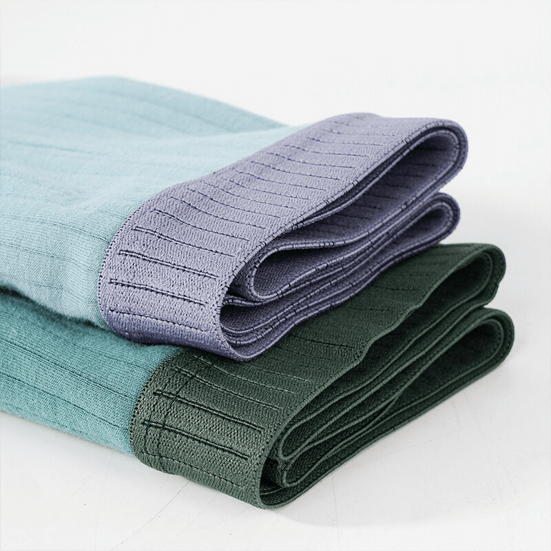 Fashion Stripe Solid Color Cotton Boxers for Men - Comfortable and breathable cotton with elegant stripe detailing, ideal for everyday wear.