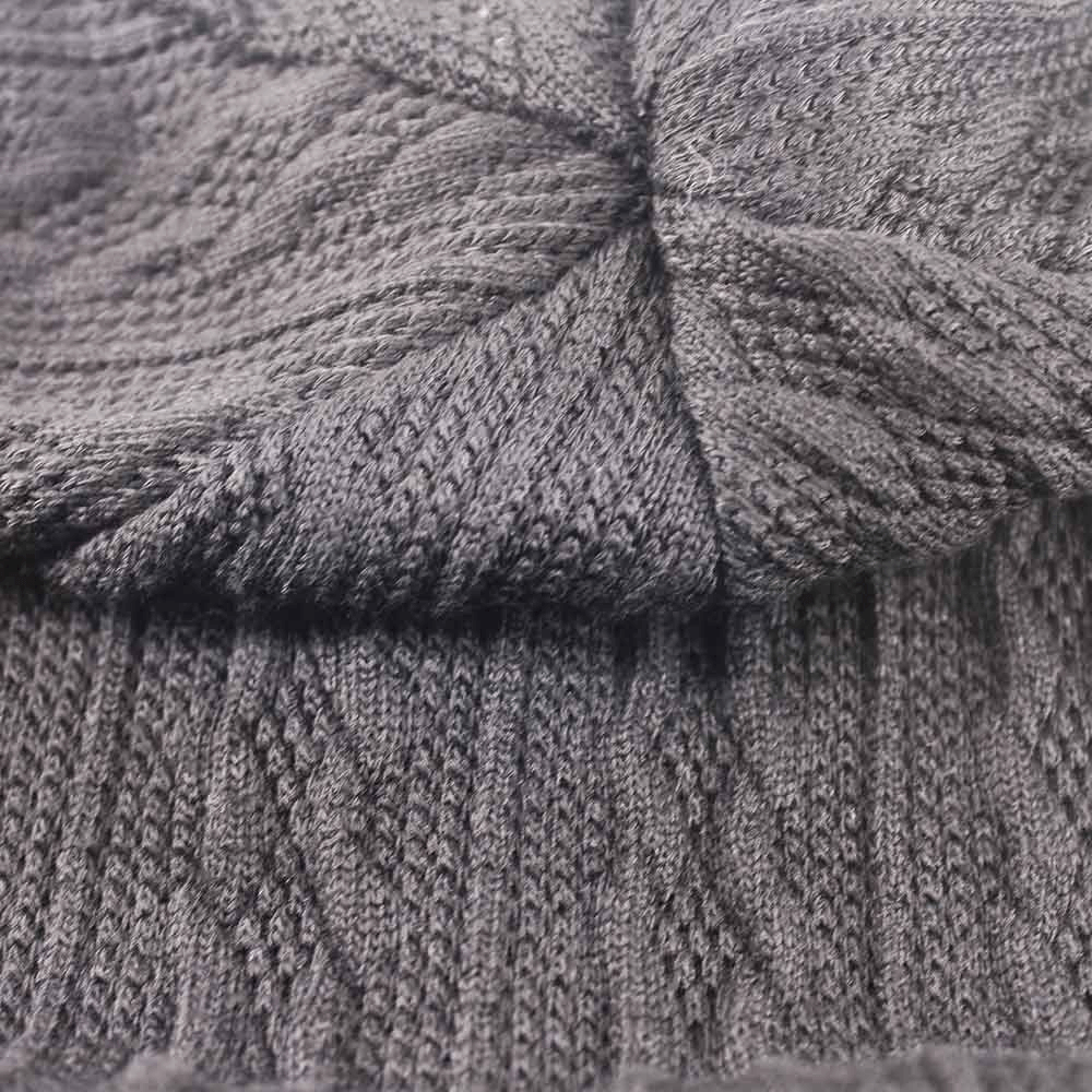 Warm gray knit beanie for men and women, showcasing its casual sports style and unique striped pattern for stylish comfort.