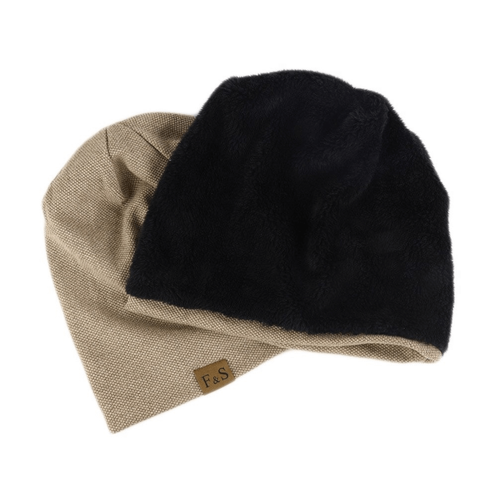 Fashion warm soft knitting beanies with fur in black and beige for outdoor sports, perfect for winter activities like skiing and snowboarding.