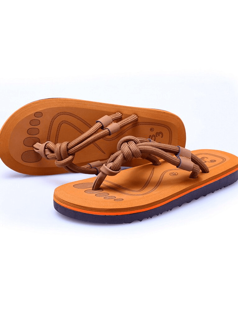 Fashionable lightweight men's beach flip flops with EVA upper and solid pattern, ideal for a stylish day on the sand.