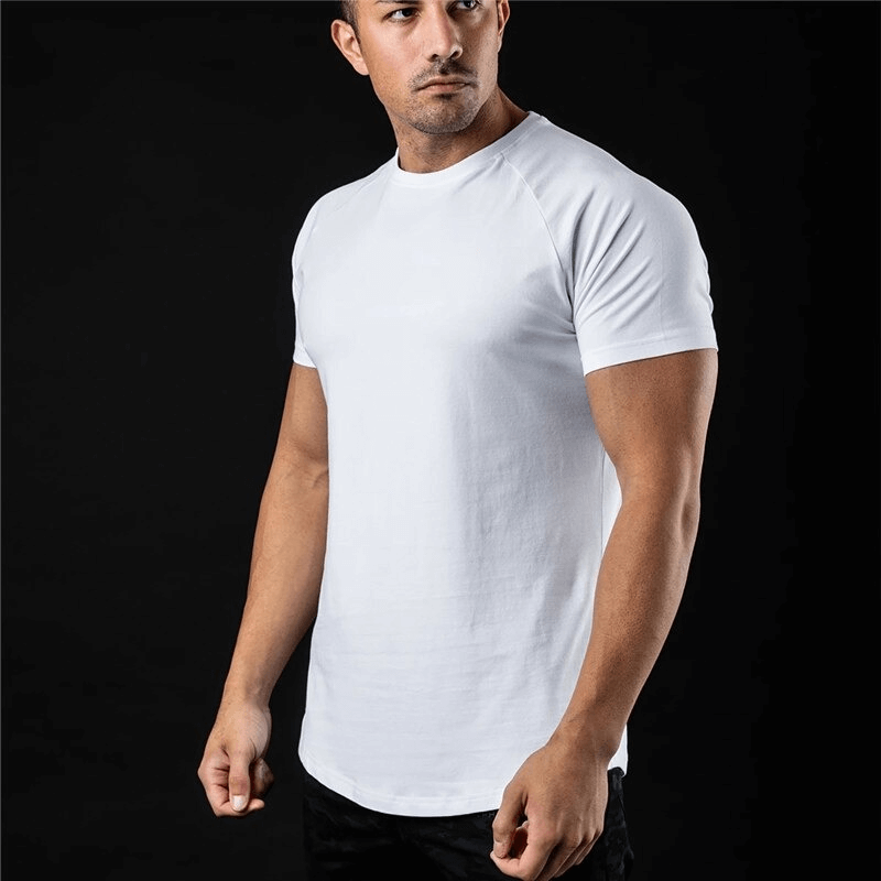 Man wearing a fashionable lightweight sporty men's t-shirt, SF0670, perfect for training; features solid color, O-neck, short sleeves.