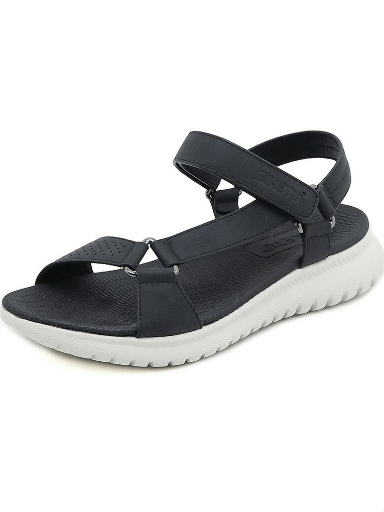 Fashionable women's sports platform sandal with adjustable buckle, high-quality PU material, and rubber outsole for comfort.