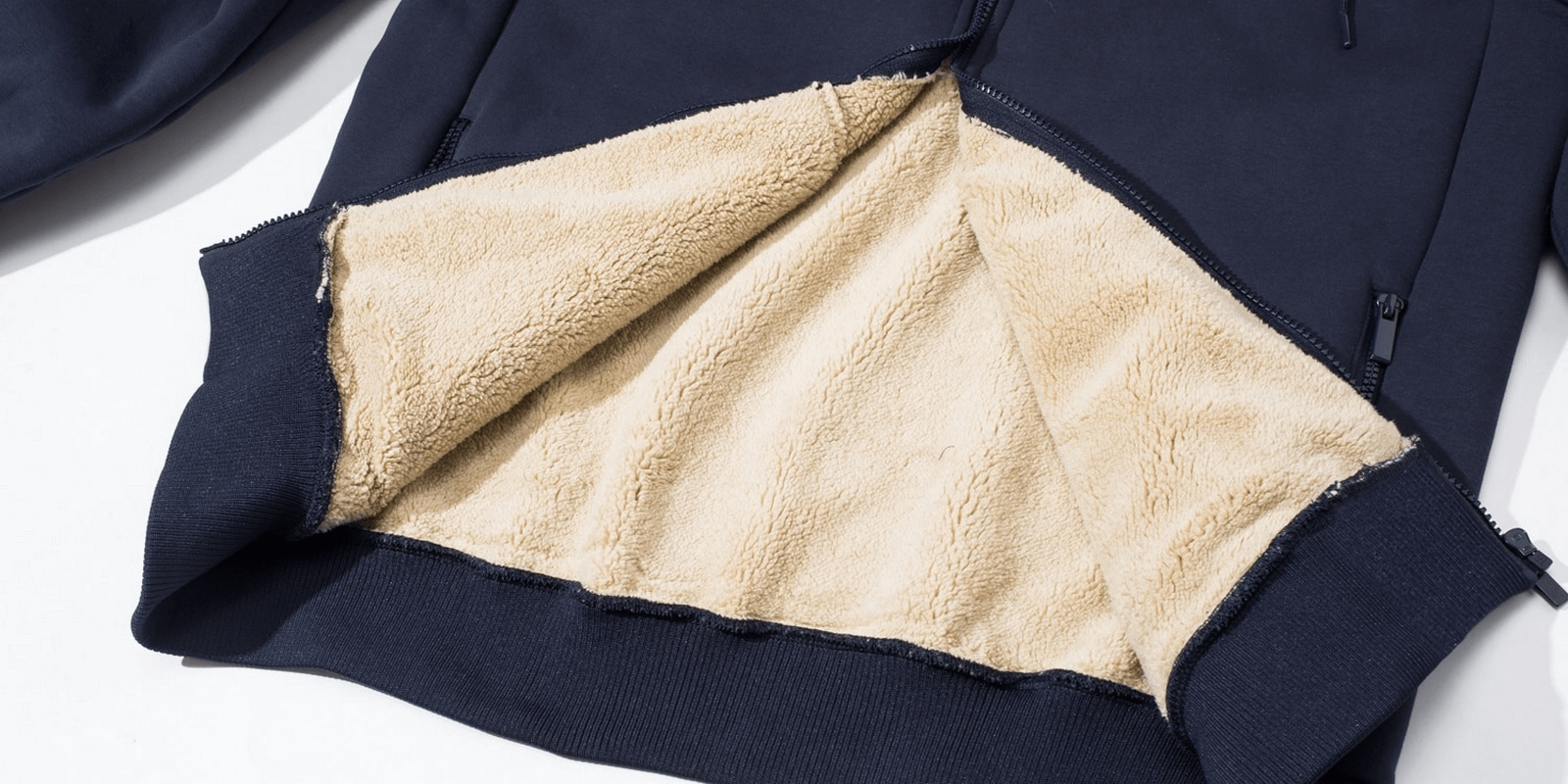 Inside view of Fleece Lining Zipper Sherpa Jacket showcasing soft sherpa lining, highlighting warmth and comfort. Perfect casual sportswear.