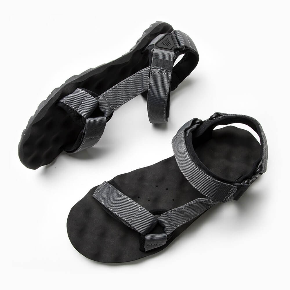 Men's hiking sandals, canvas upper, EVA sole and insole, hook and loop closure, low heel height, durable and soft.