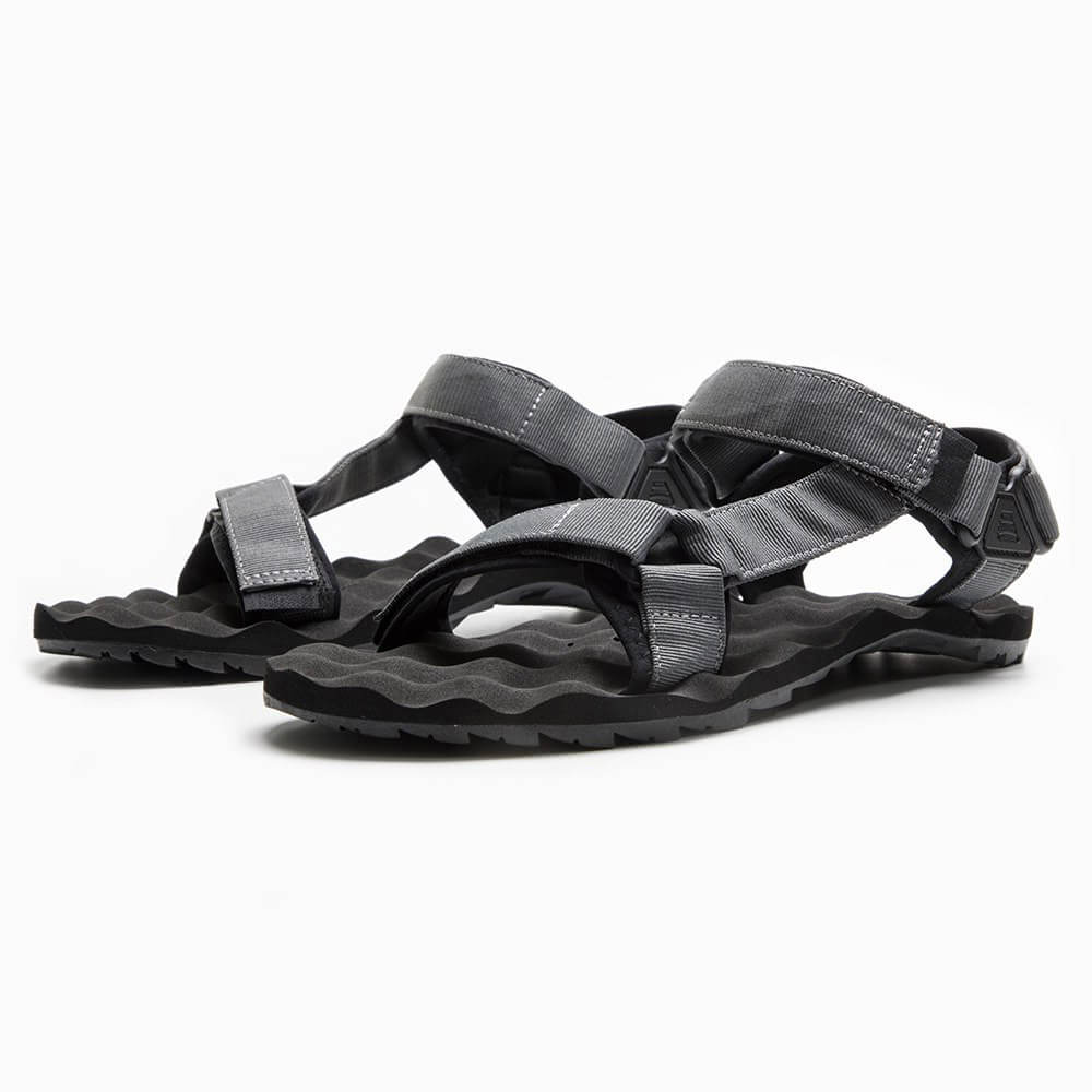 Men’s casual hiking sandals in gray canvas with EVA insole, featuring hook and loop closure for outdoor adventures.