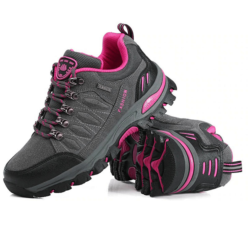 Gray and pink ladies hiking shoes, SF0231 model, durable cotton upper, rubber outsole, synthetic lining, lace-up closure, sporty design