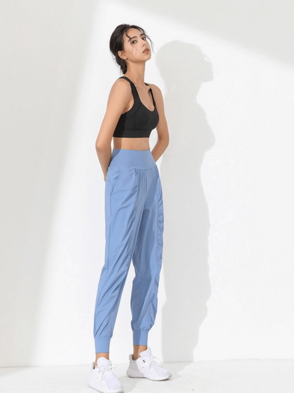 Leichte Sport-Damenhose mit breitem Gürtel und Bündchen – SF1135 