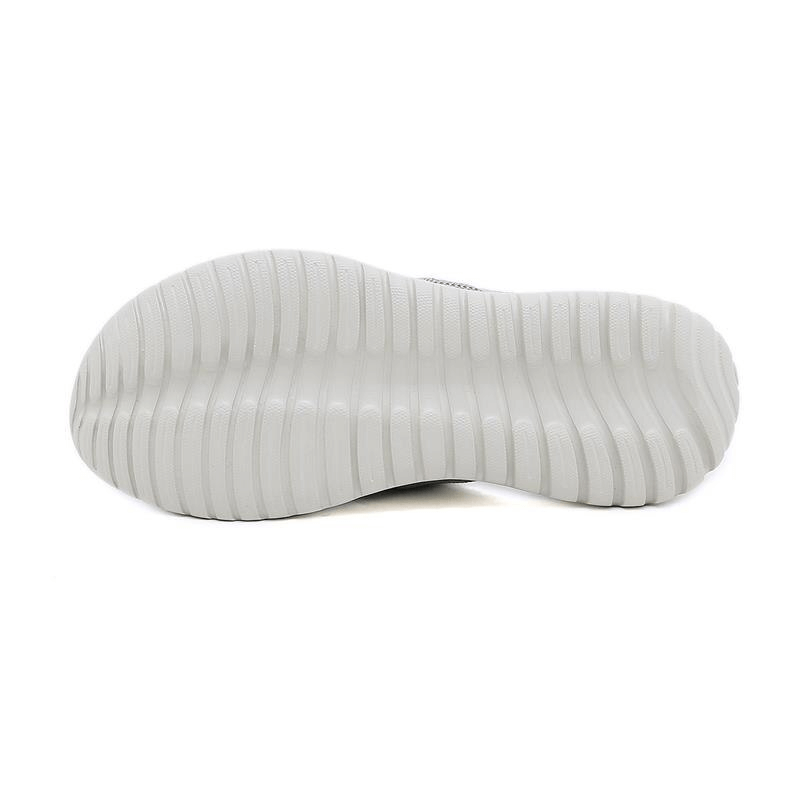 Underside of lightweight waterproof athletic slippers showcasing non-slip sole.