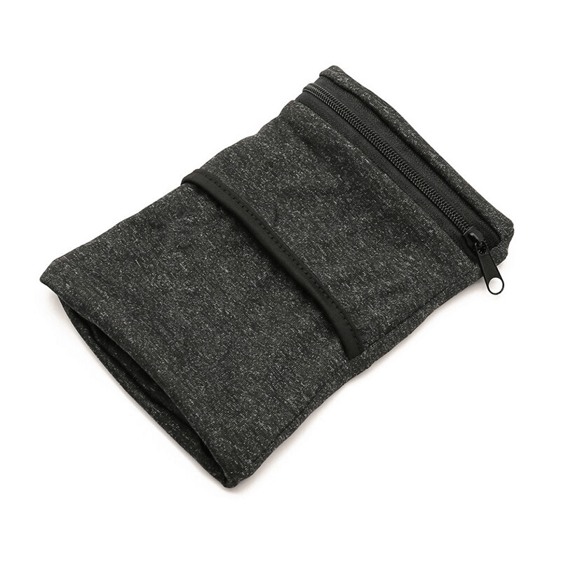 Lightweight zipper running arm bag in sleek black, perfect for holding phone and keys during workouts, made with breathable ice silk.