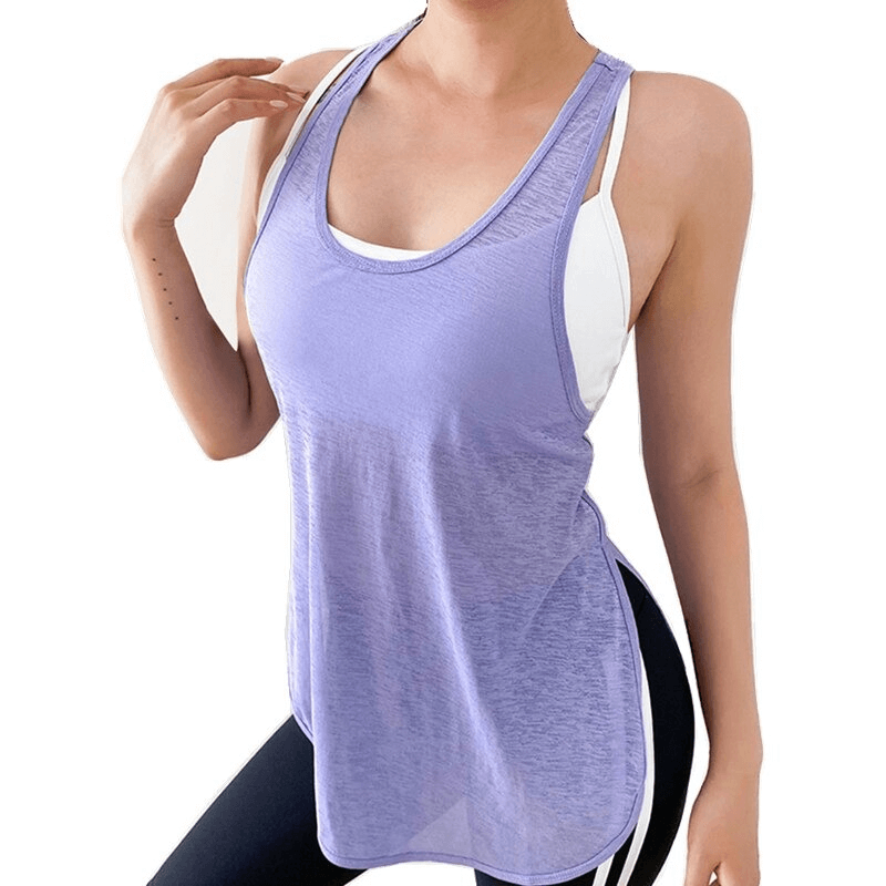 Loose women's gym tank top, breathable and lightweight, perfect for running and workouts, made from sweat-wicking fabric.