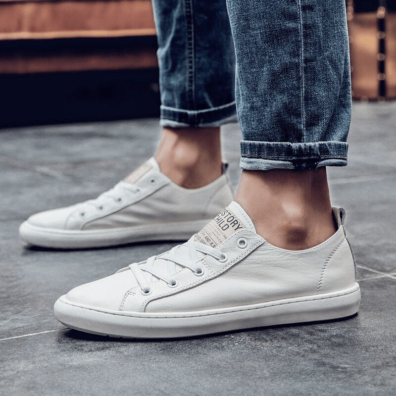 Luxury genuine leather walking male shoes, SF0968, styled with casual jeans. Features breathable sheepskin insole and durable rubber outsole.