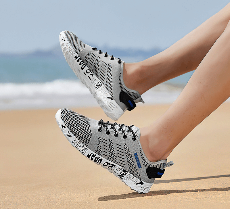 Men's casual lace-up mesh sneakers SF0805 with soft outsole, perfect for comfort and style on the beach.