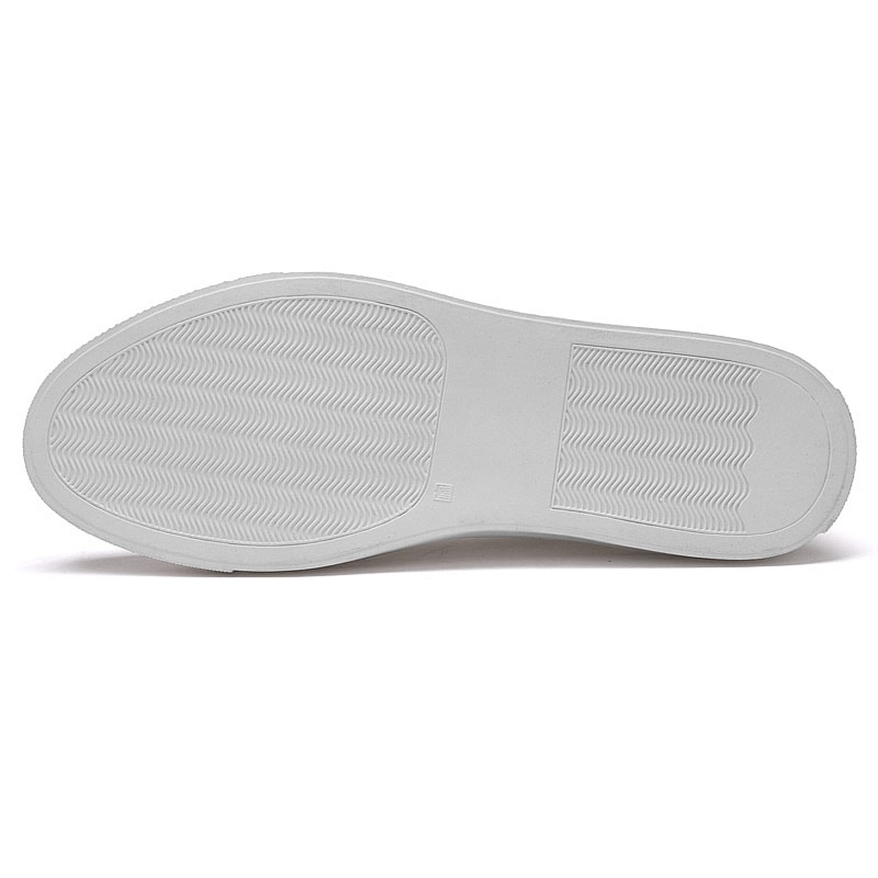 Flat sole view of men's flexible leather sports sneakers with massage insole and rubber outsole, model SF1177.